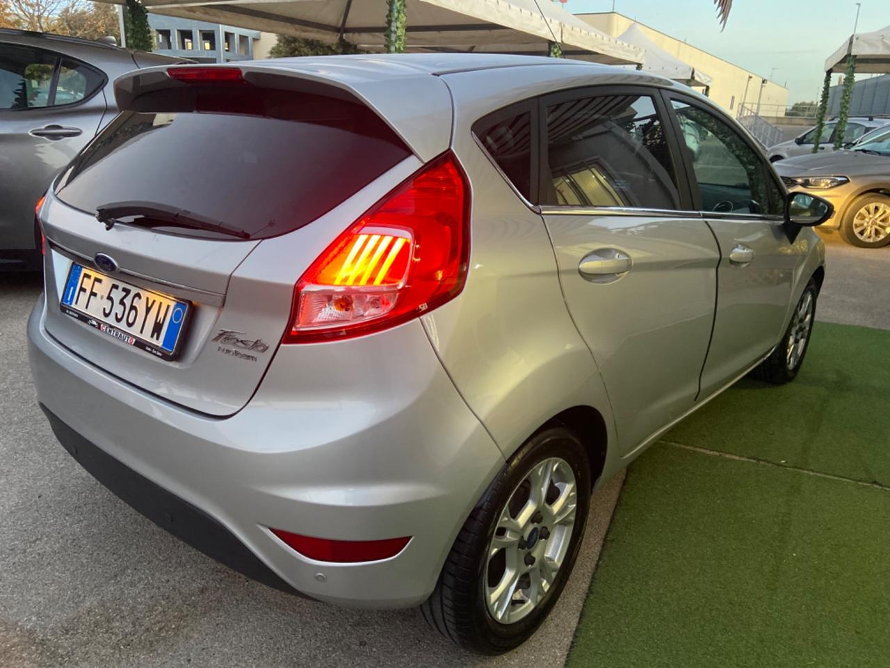 Ford Fiesta 1.5 TDCi 75CV TITANIUM GARANZIA 11/24