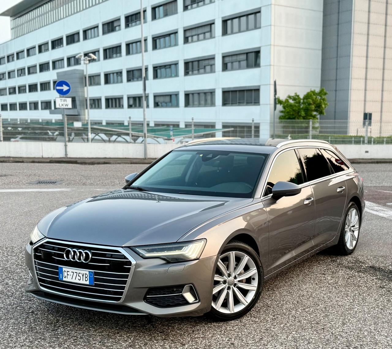 Audi A6 Avant 40 2.0 TDI S tronic Business Design
