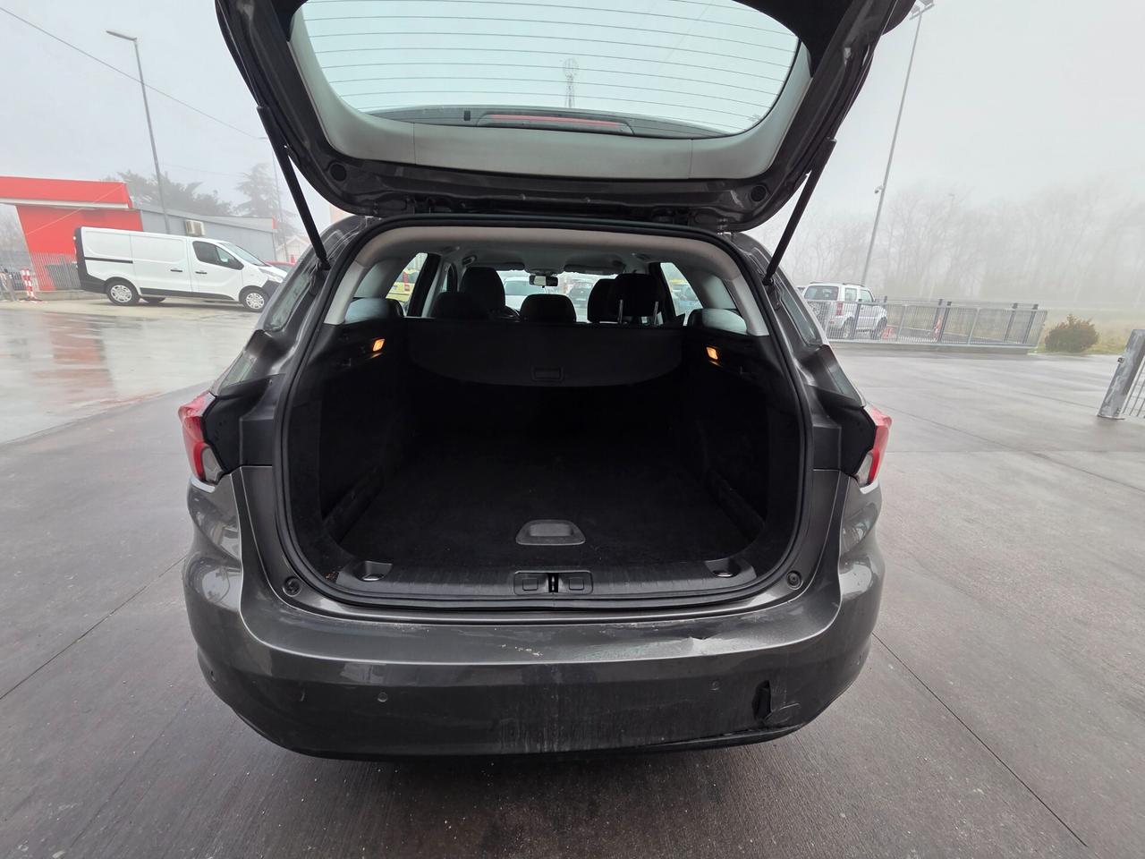 Fiat Tipo 1.6 Mjt S&S SW S-Design