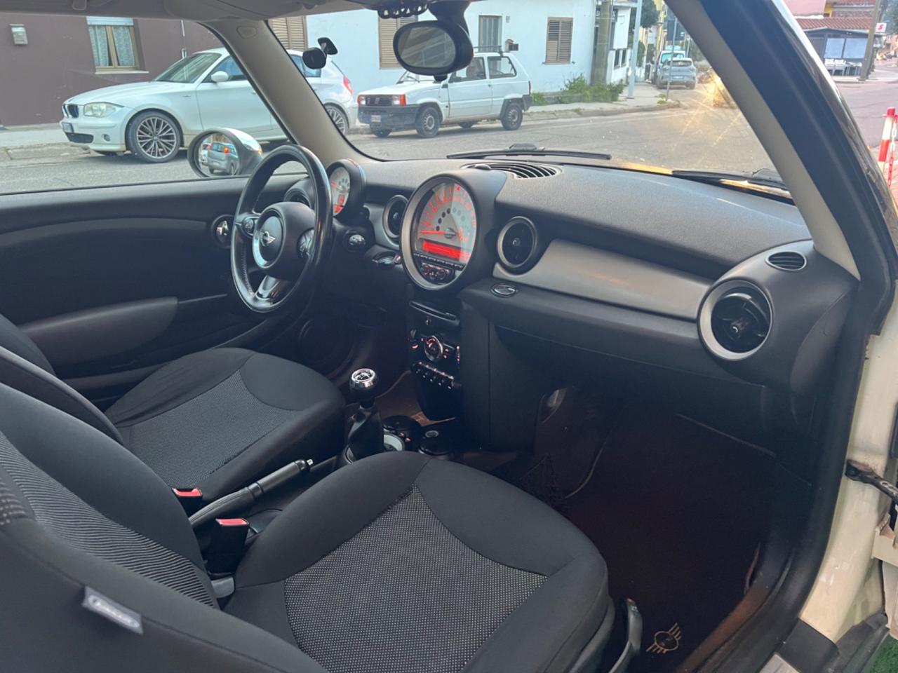 Mini 1.6 16V Cooper D