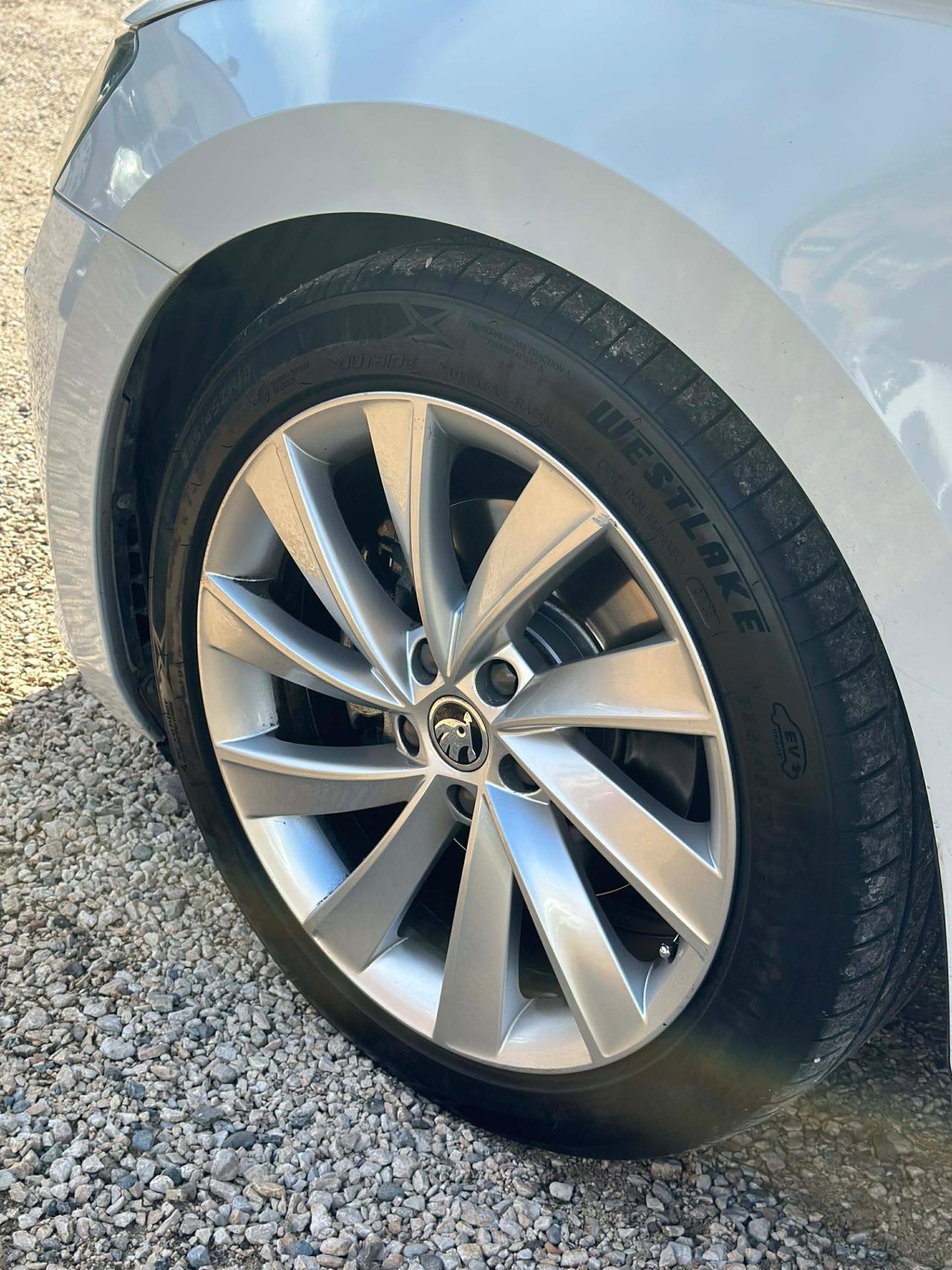 Skoda SUPERB 2.0 TDI 150 CV SCR DSG EXECUTIVE KMCERT UNICOPR