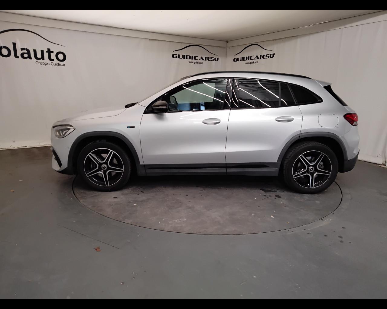 Mercedes-Benz GLA-H247 2020 - GLA 250 e phev (eq-power) Premium auto