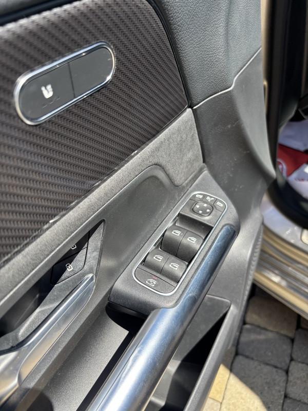 Mercedes B 180 D Premium DCT FULL LED-NAVI-TETTO-18"
