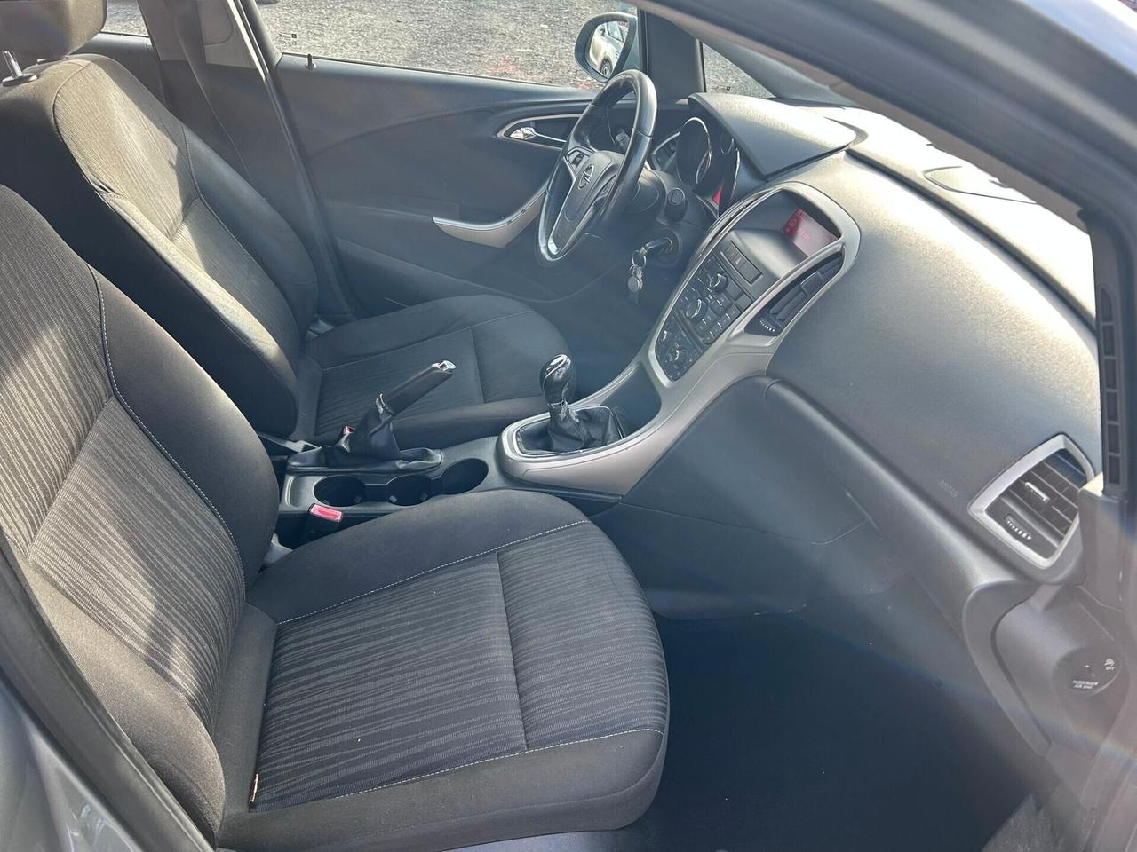 Opel Astra GTC 1.7 CDTI 110CV 3p Elective Cosmo