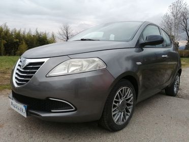 Lancia Ypsilon 0.9 TwinAir 85 CV 5 porte S&S Gold