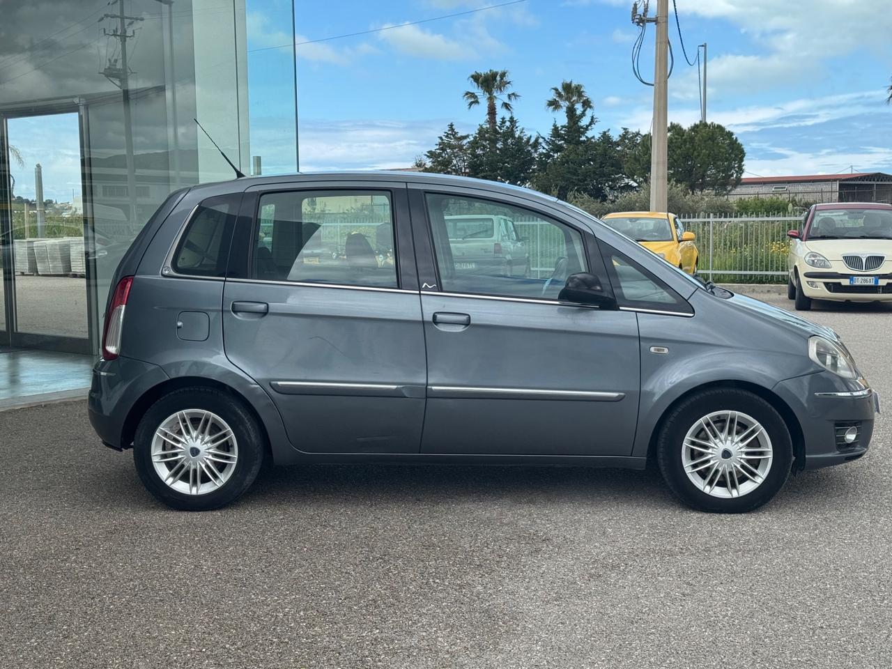 Lancia MUSA 1.3 Mjt 95 CV Platinum