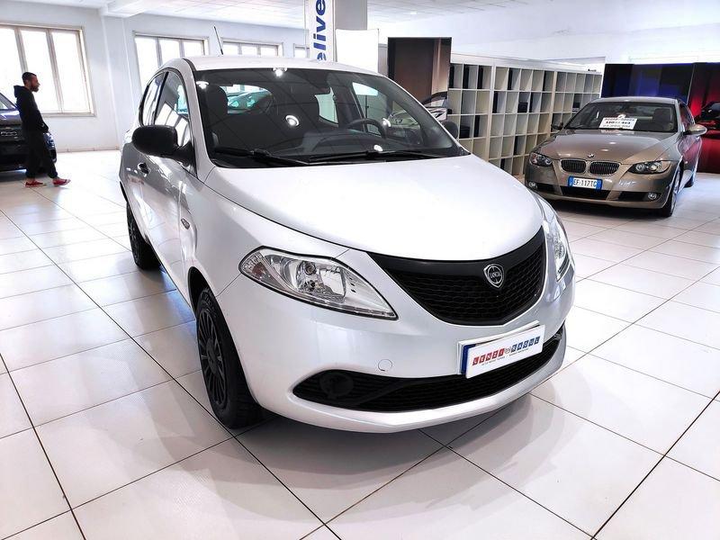 Lancia Ypsilon 0.9 TwinAir 70 CV 5 PORTE Metano Ecochic Elefantino Blu