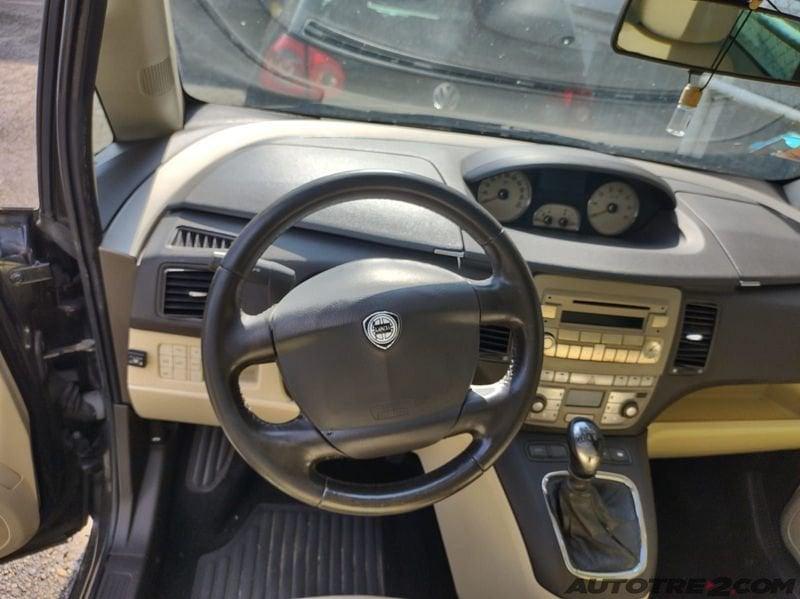 Lancia Musa 1.4 16V Platino