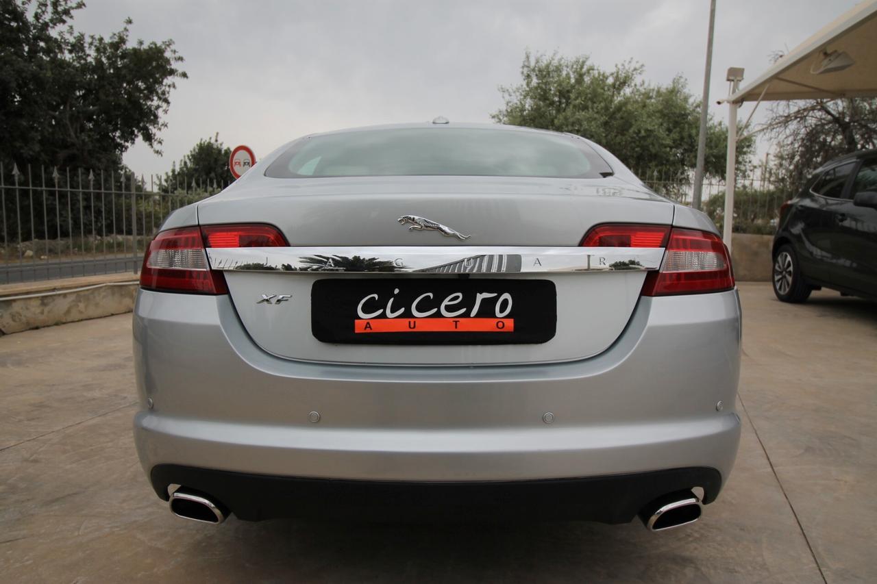 Jaguar XF 2.7D V6 Premium Luxury 207cv |2009