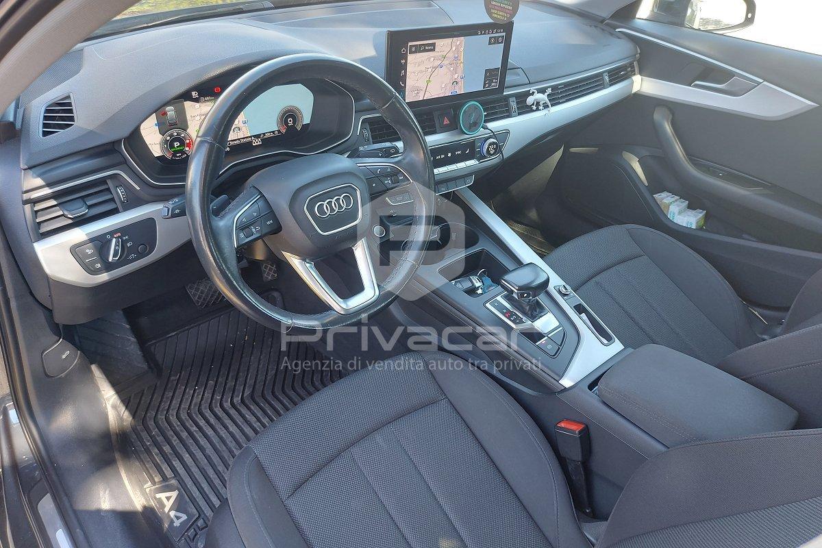 AUDI A4 Avant 30 TDI/136 CV S tronic Business Advanced
