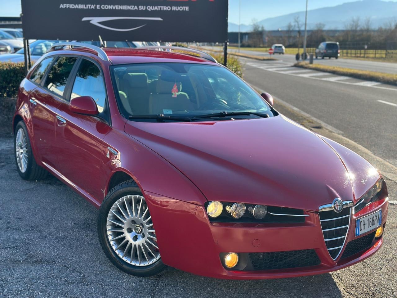 ALFA ROMEO 159 2.4 JTDm 20V Sportwagon Progression Q-Tronic