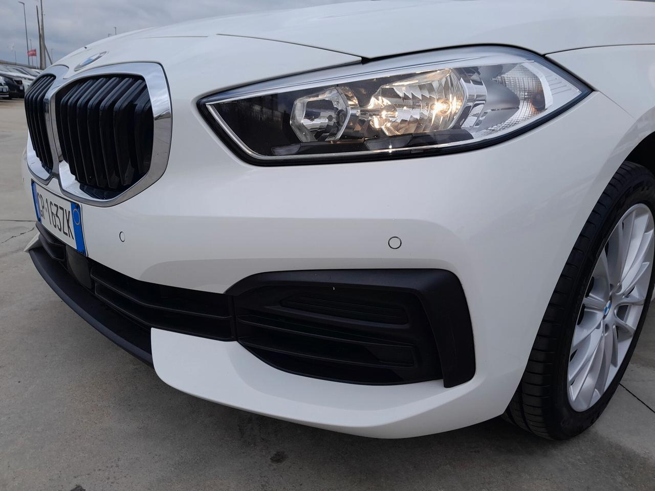 BMW 116 D 5P BUSINESS ADVANTAGE CAMBIO AUTOMATICO