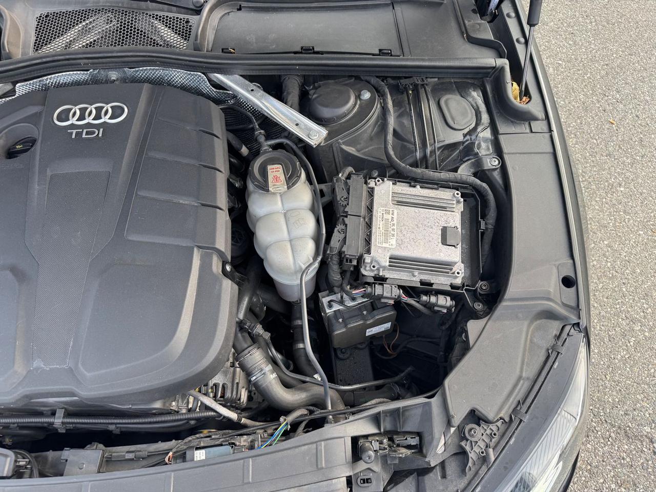 Audi A4 Business Advanced 2.0 40 TDI *PROMO #7349