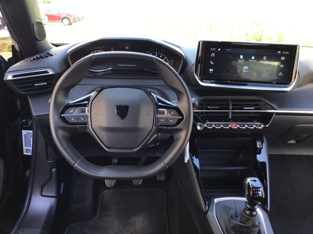 Peugeot 2008 1.2 100Cv Style