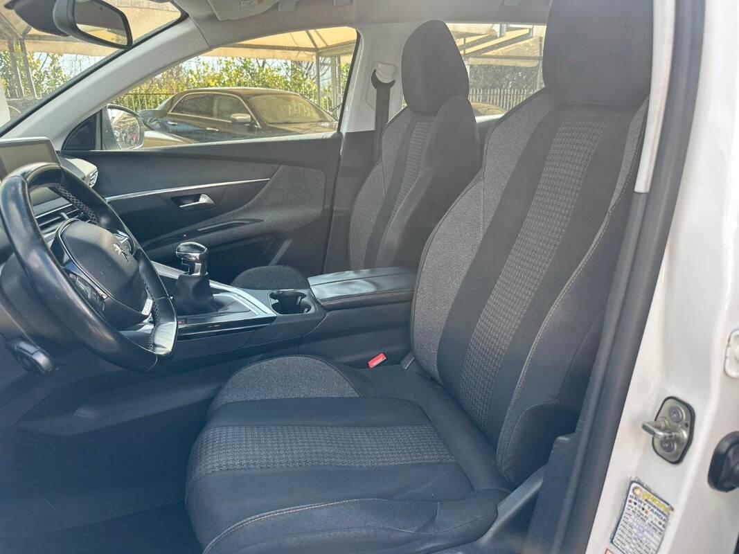 Peugeot 3008 1.5 bluehdi GT Line s&s 130cv