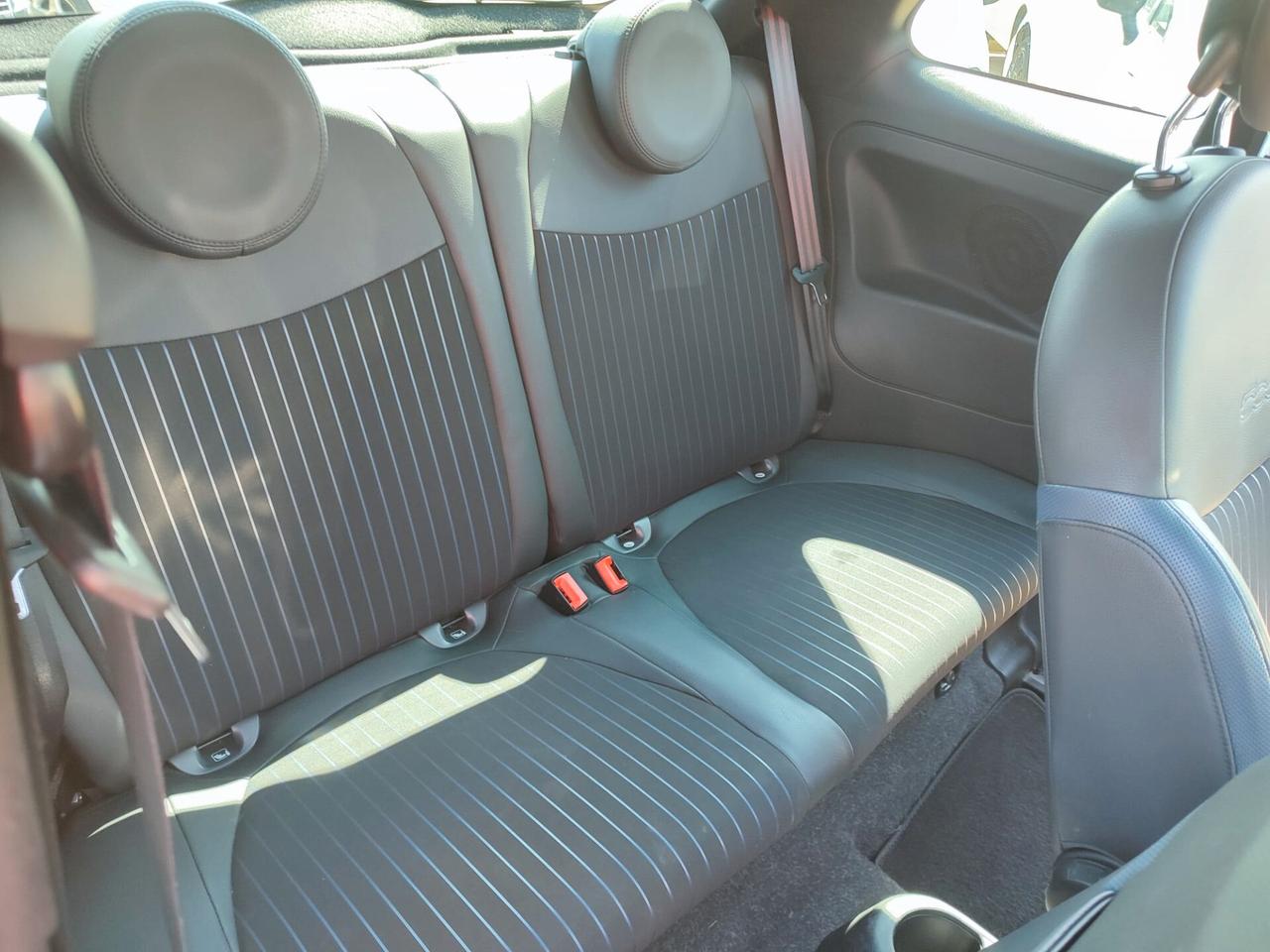 Fiat 500 1.0 Hybrid Rockstar