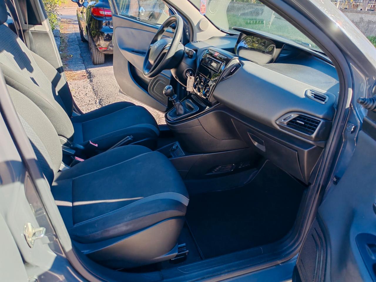 Lancia Ypsilon 1.2 69 CV 5 porte GPL Ecochic 2016