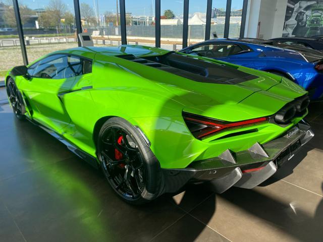 LAMBORGHINI Revuelto 6.5 V12 UFFICIALE ITALIA-SOLI 250KM