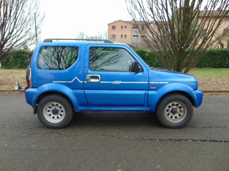 SUZUKI Jimny 3ª serie Jimny 1.3i 16V cat 4WD JLX
