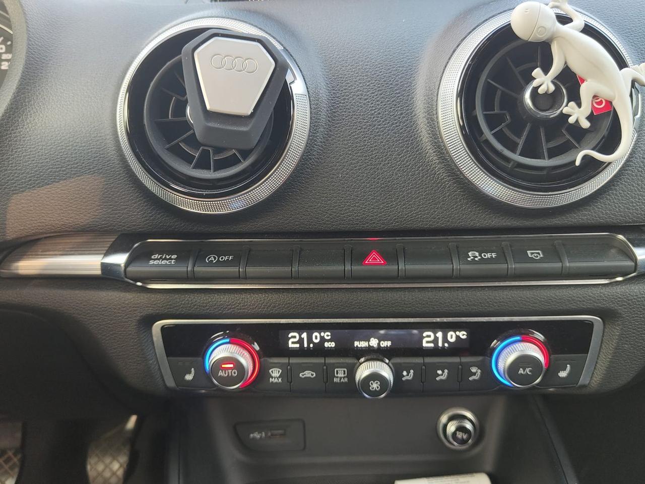 Audi A3 Sport Edition 1.5 35 TFSI 150CV #9731