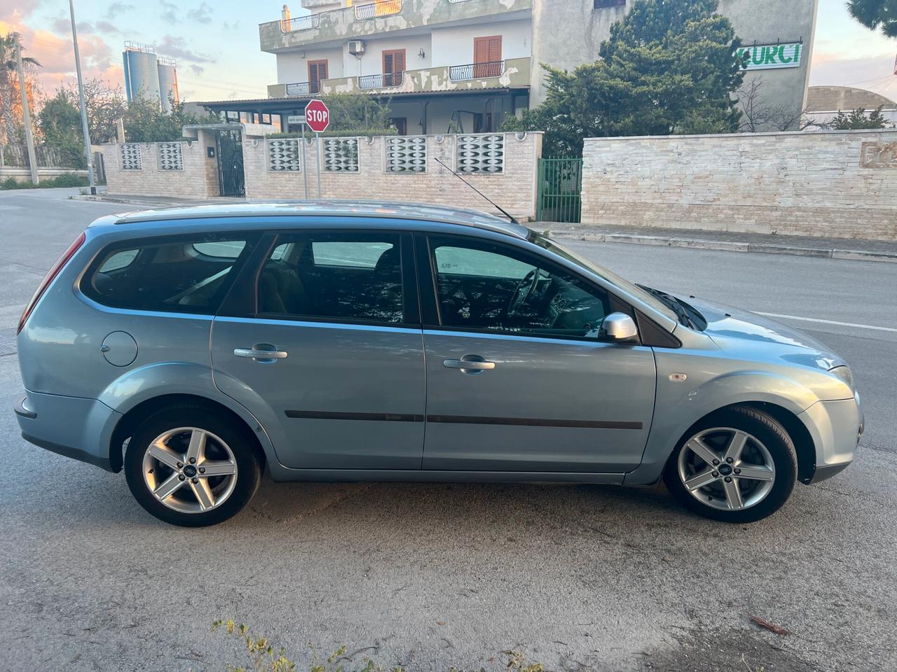 Ford Focus CC Focus (115CV) Titanium