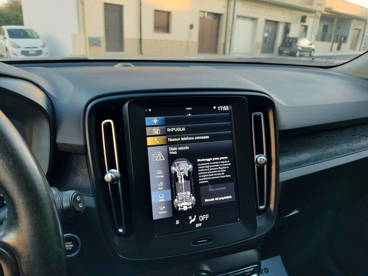 Volvo XC40 D3 AWD Geartronic Momentum