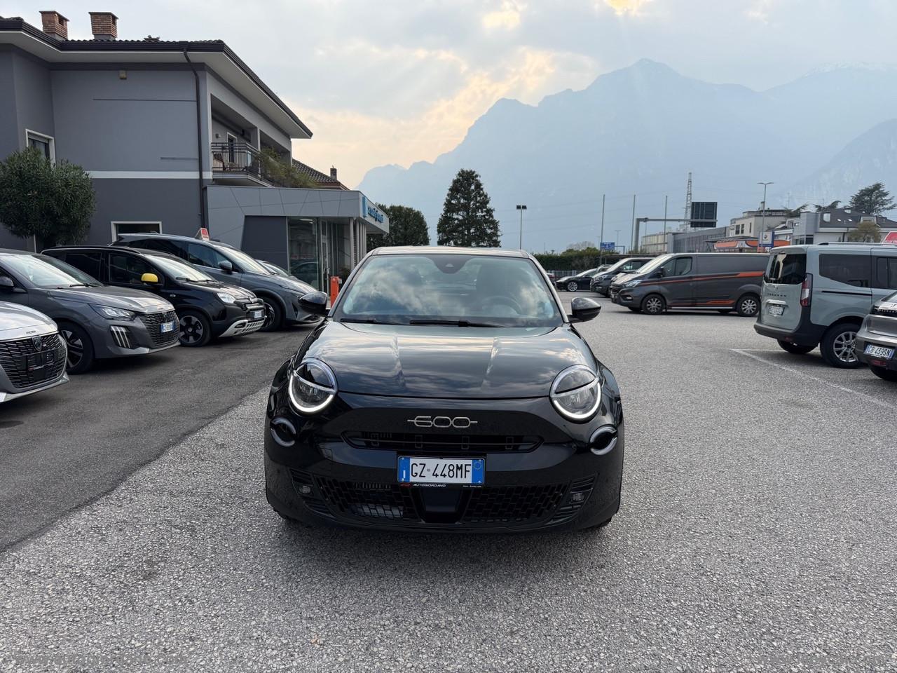 FIAT 600 Hybrid 145 CV DCT MHEV Pop PACK STYLE + PACK COMFORT