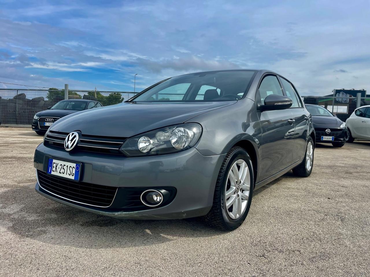 VOLKSWAGEN GOLF VI 1.6 TDI 105 HIGLINE 98000KM