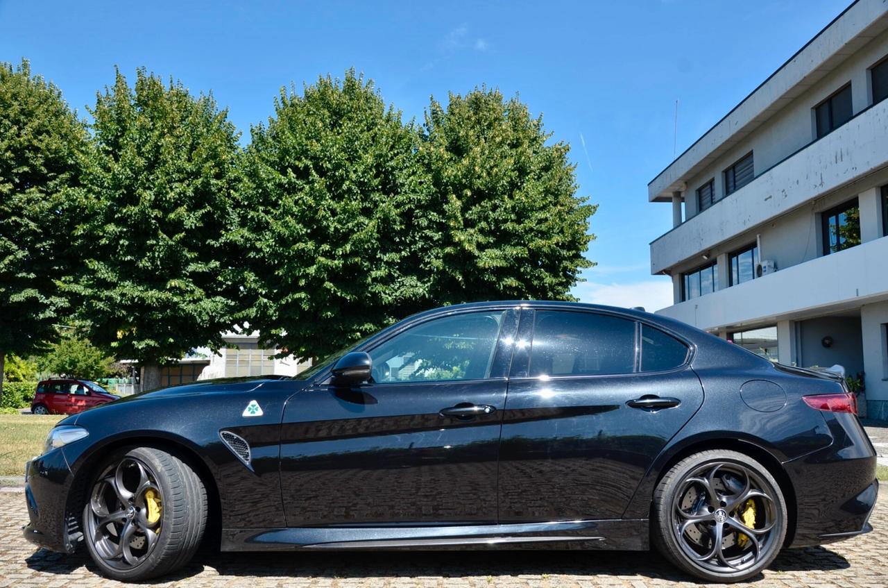 ALFA ROMEO GIULIA 2.9 T V6 QUADRIFOGLIO 510cv AUTO, SERVICE FCA, EURO 6B, HI-FI HARMAN/KARDON, NAVI, RETROCAMERA, XENO, PERMUTE