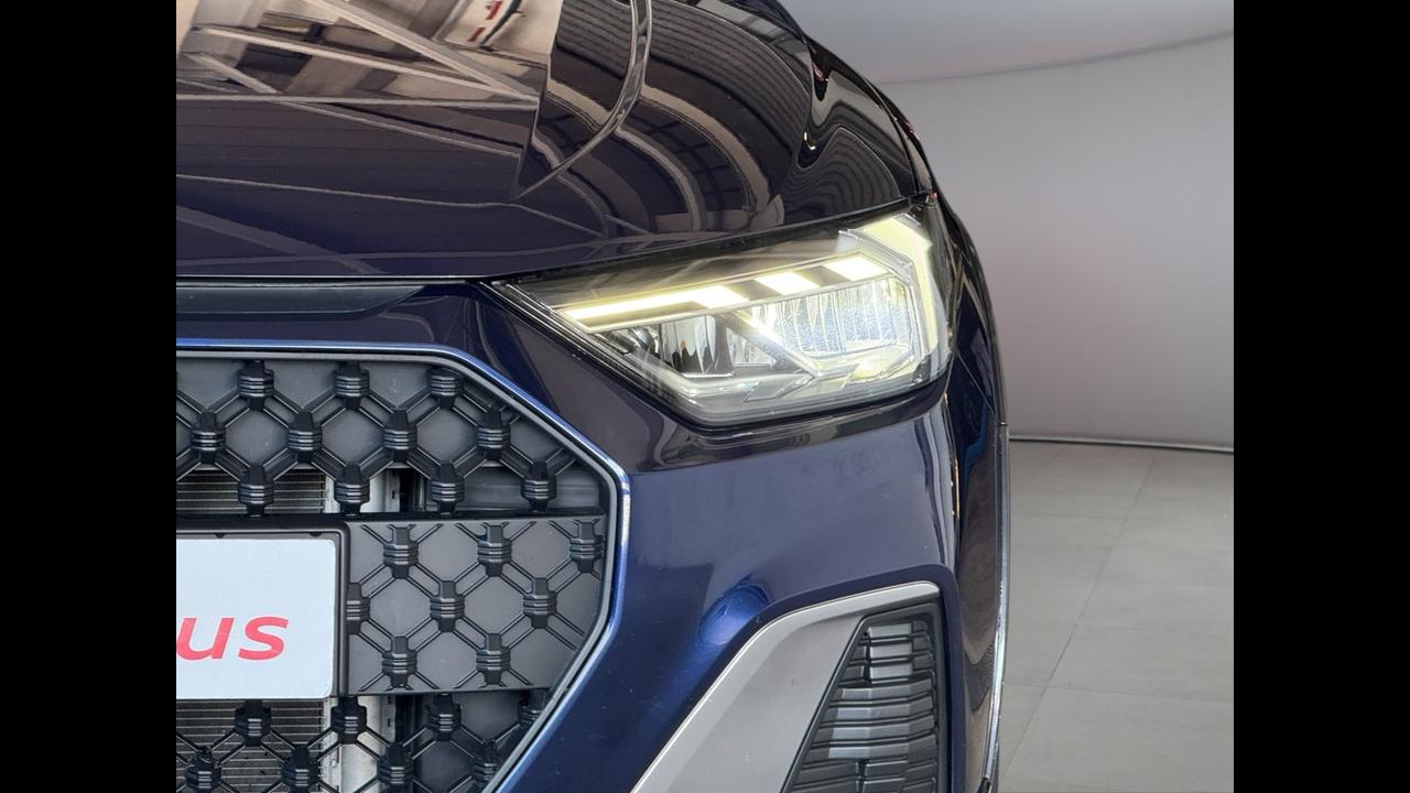 AUDI A1 II 2022 allstreet - A1 allstreet 30 1.0 tfsi Business 110cv s tronic