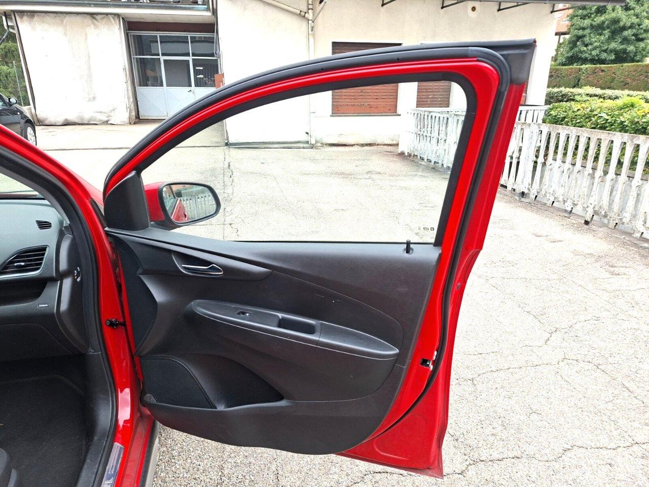 Opel Karl 1.0 Rocks 73 CV