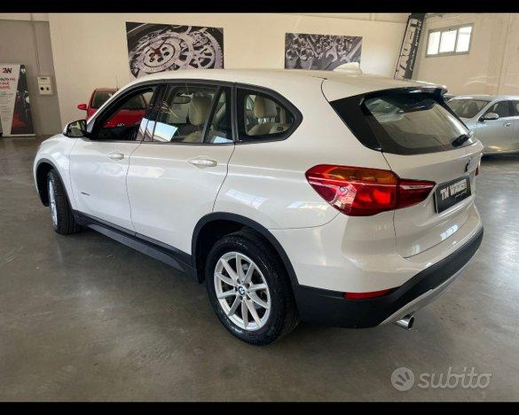 BMW X1 (F48) - X1 sDrive18d Business