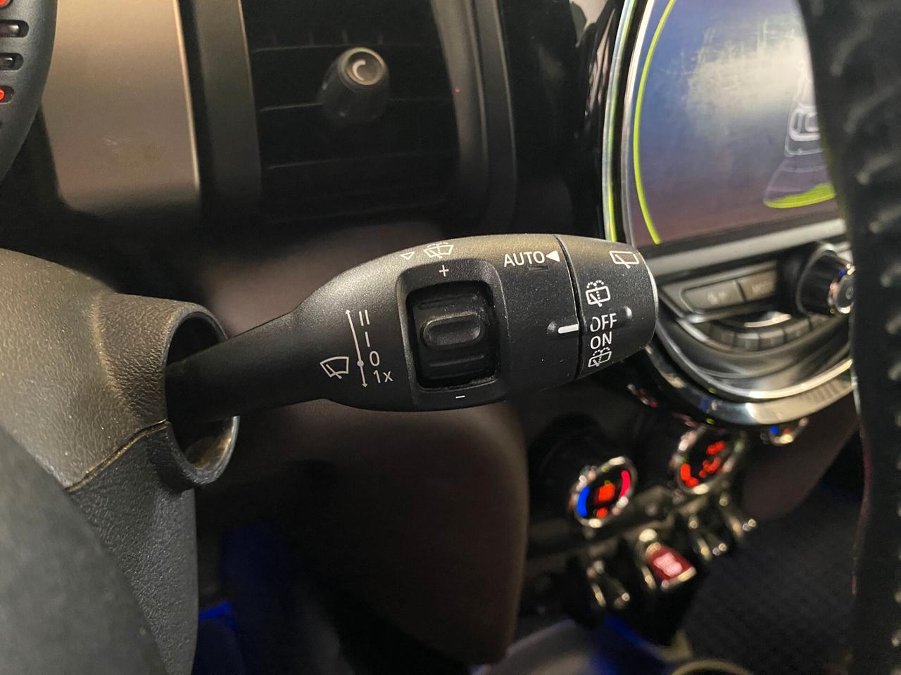 Mini Cooper 1.5Diesel HYPE Navi/Pelle/Xenon/C.Auto