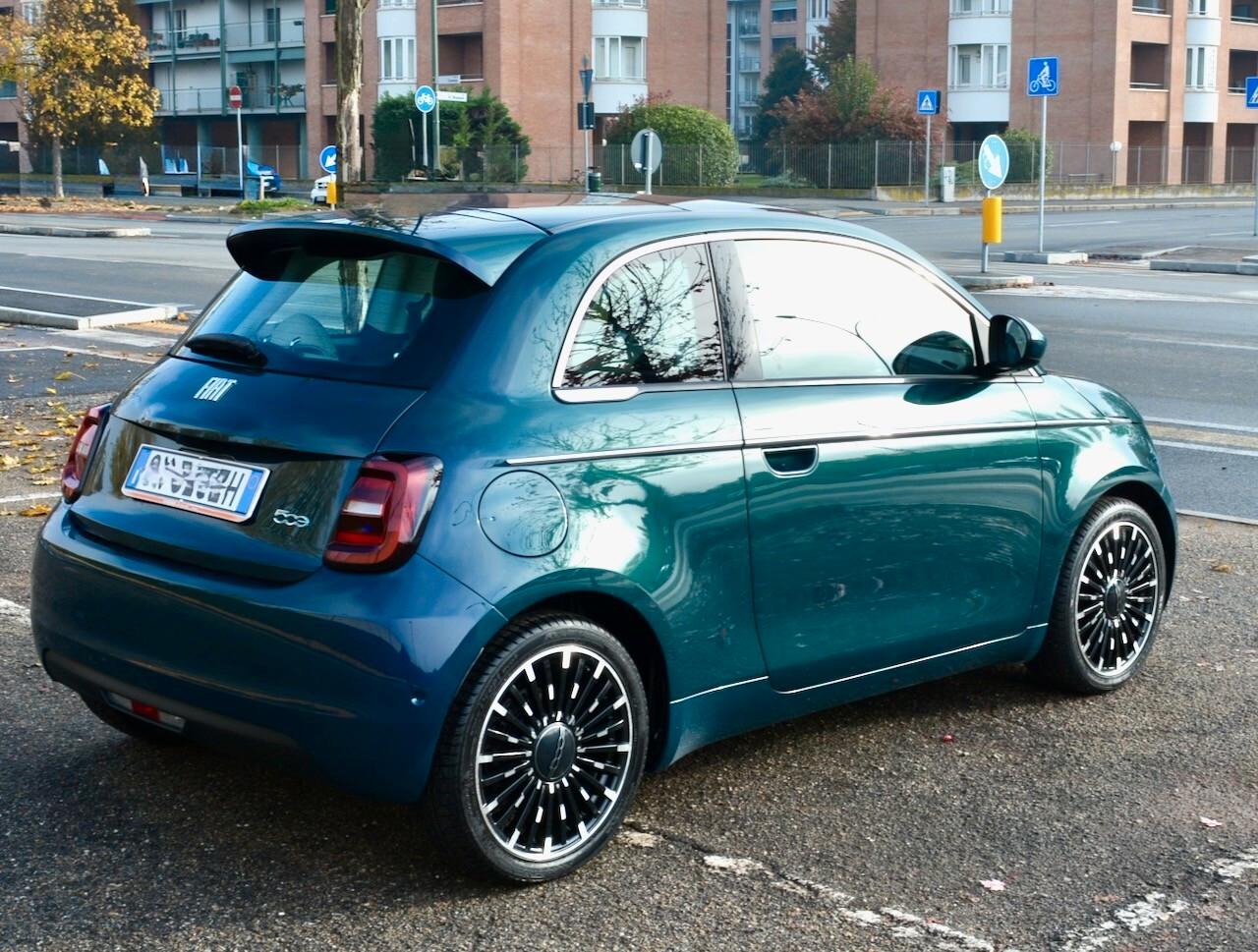 Fiat 500 500e Berlina 42 kWh La Prima