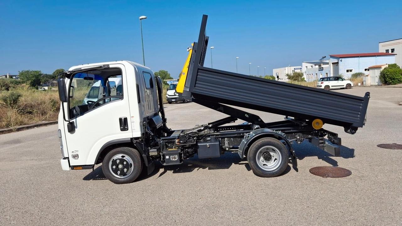 Isuzu M21 ISUZU M21 T ALLESTIMENTO SCARRABILE PALFINGER