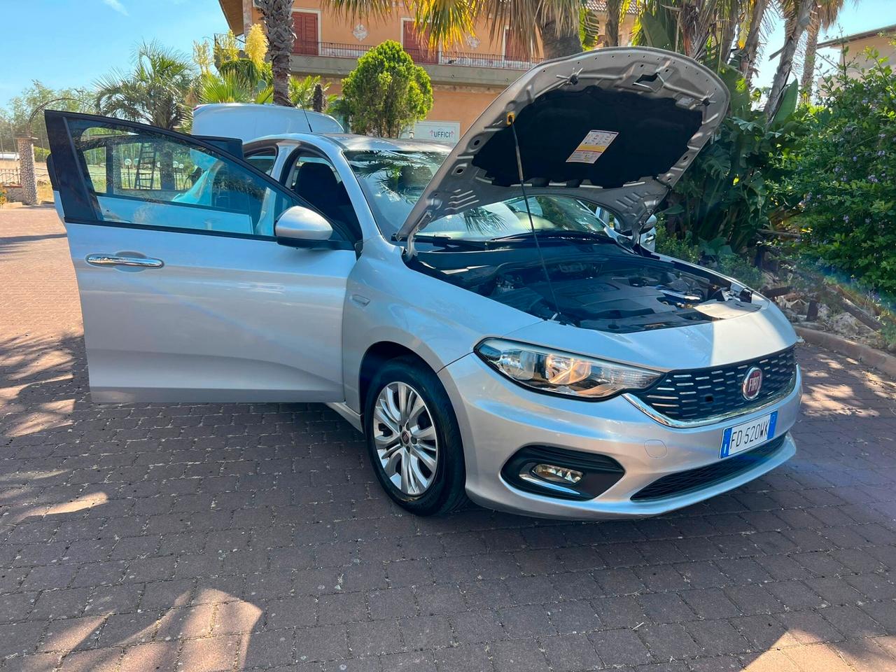 Fiat Tipo 1.6 Mjt 4 porte Easy