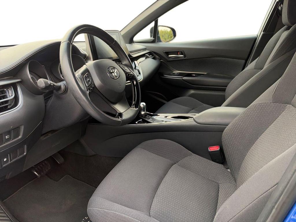 Toyota C-HR 1.8h Trend 2wd e-cvt