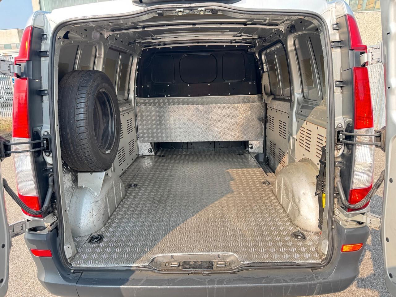 Mercedes-benz Vito 2.2 111 CDI Compact