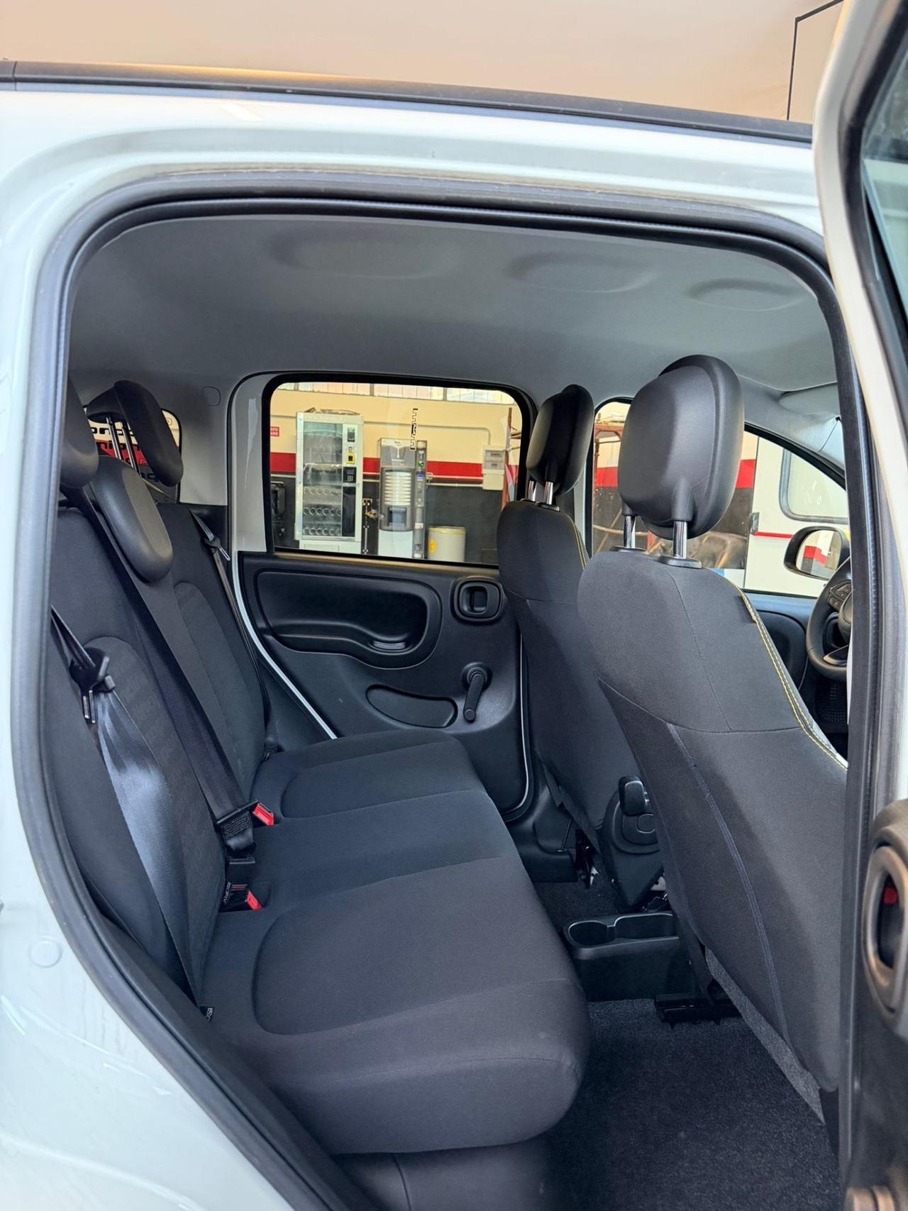 Fiat Panda Pandina 1.0 FireFly 65 CV Hybrid Cross