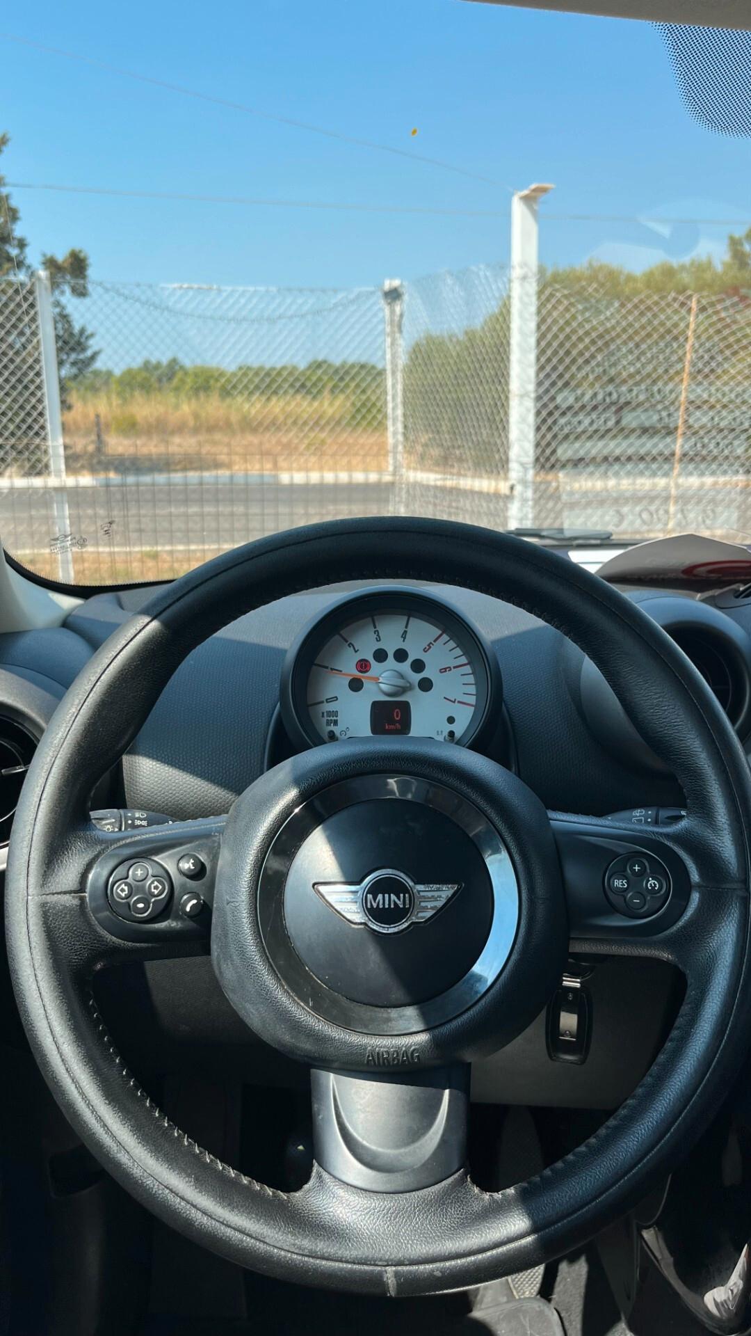 Mini One Countryman 1.6 D