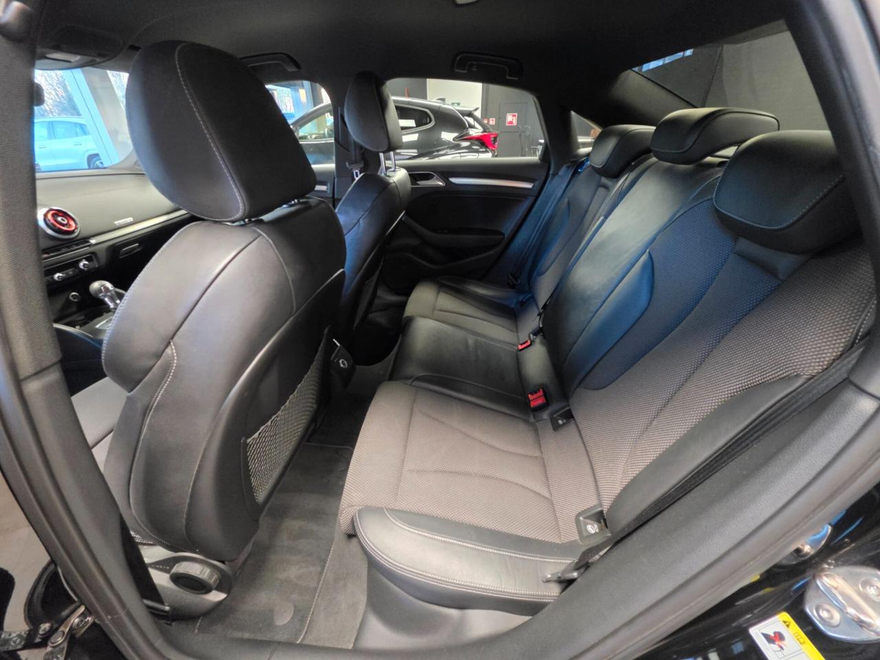 Audi A3 Sedan S-Line 184cv quattro