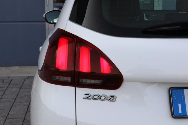 PEUGEOT 2008 PureTech 82 Active