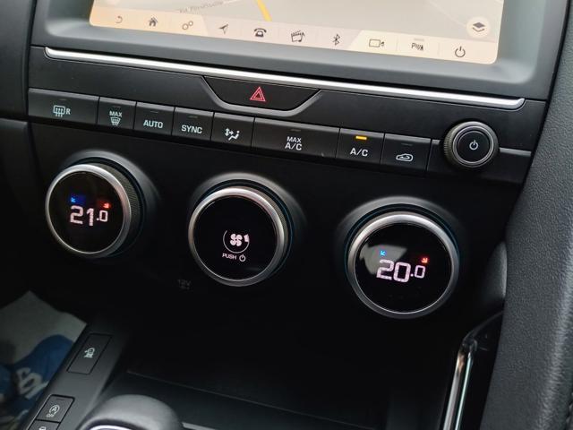 JAGUAR E-Pace 2.0D automatico R-Dynamic Autocarro