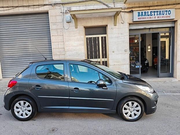 PEUGEOT 207 1.4 HDi 68 cv 5 porte - 2011