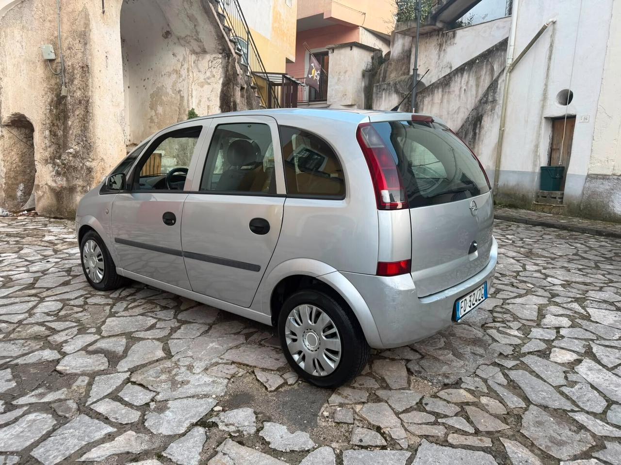 Opel Meriva 1.7 CDTI 101CV Cosmo