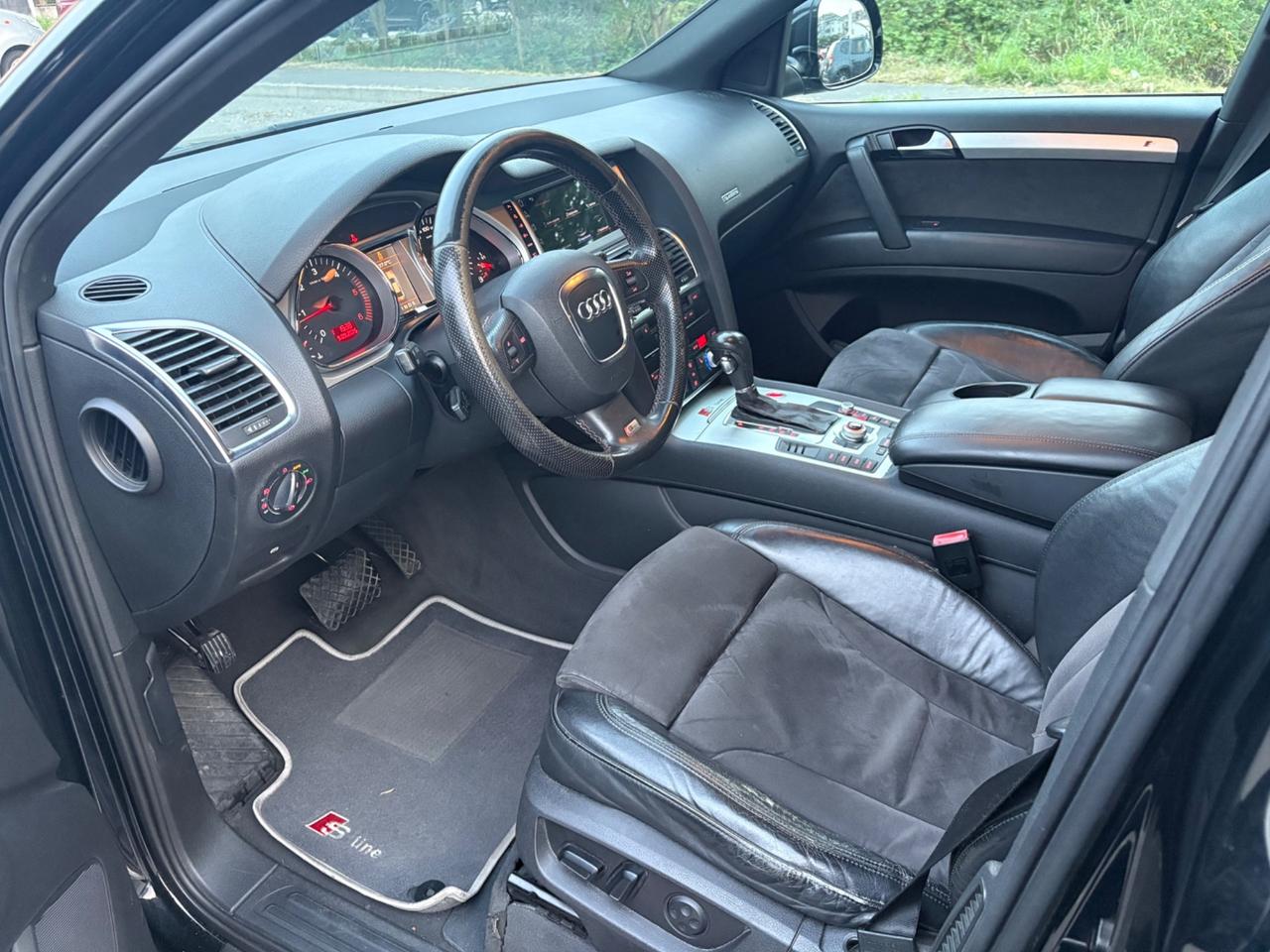 Audi Q7 3.0 TDI 233CV Sline 7Posti quattro