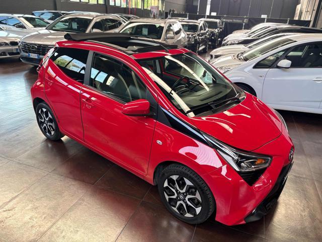 TOYOTA Aygo Connect 1.0 VVT-i 72 CV 5 porte x-clusiv red style