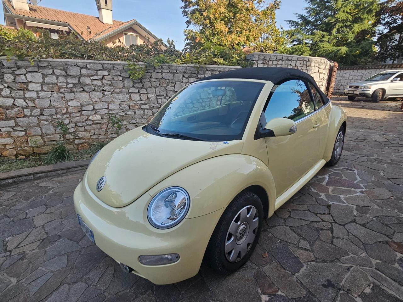 Volkswagen New Beetle 1.4 16V Cabrio