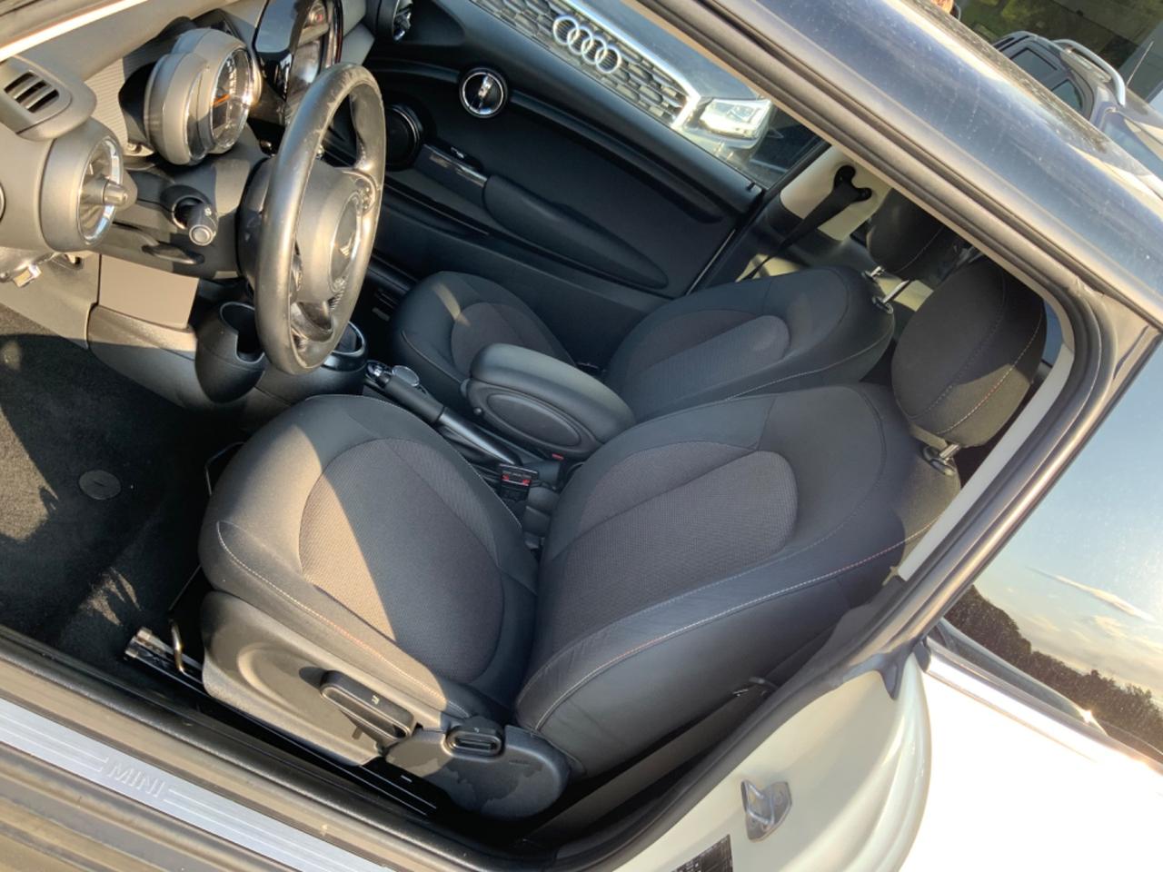 Mini Mini 1.5 Cooper D Business