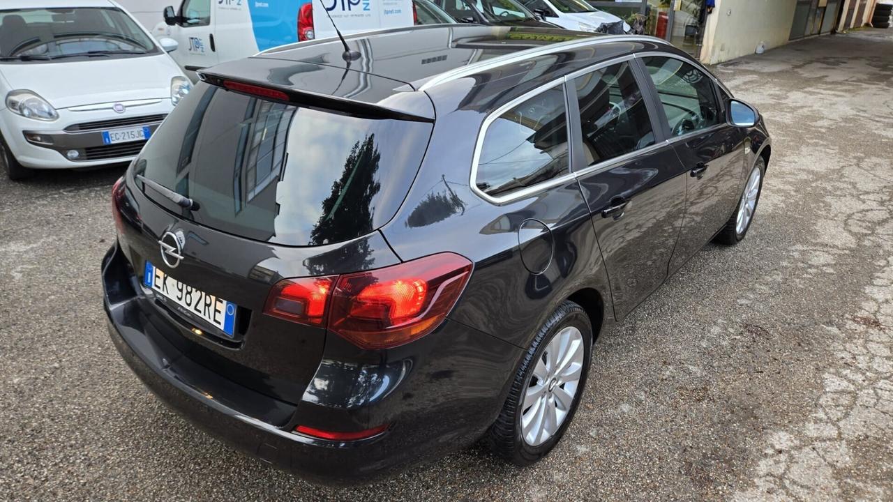 Opel Astra 1.7 CDTI 110CV Sports Tourer Cosmo